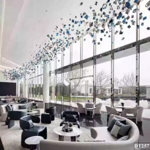 Đèn trang trí sảnh thông tầng Qkan DT257